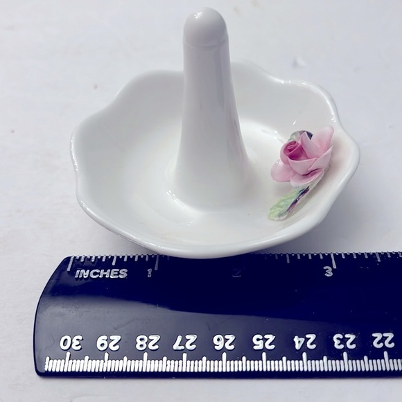 Vintage Crown Fine Bone China Rose Ring Holder - Picture 6 of 6
